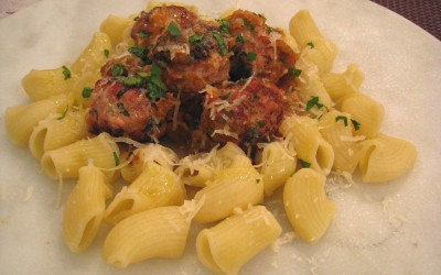 Albóndigas de atún con pasta