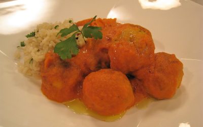 Albóndigas de cuaresma con tomate