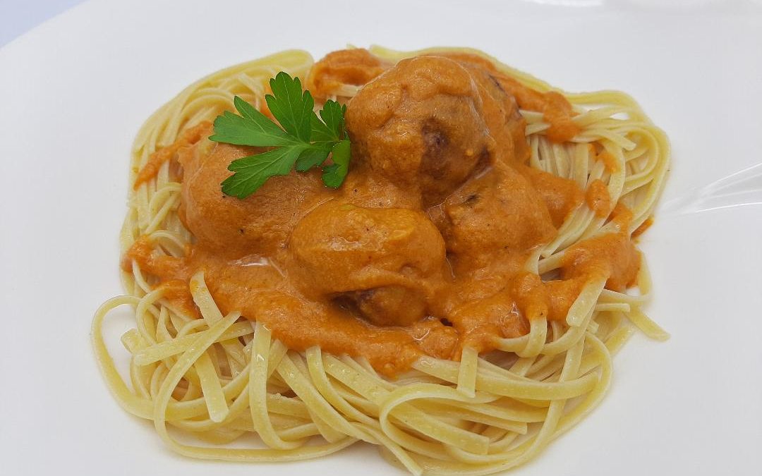 Albóndigas de sepia al pan frito