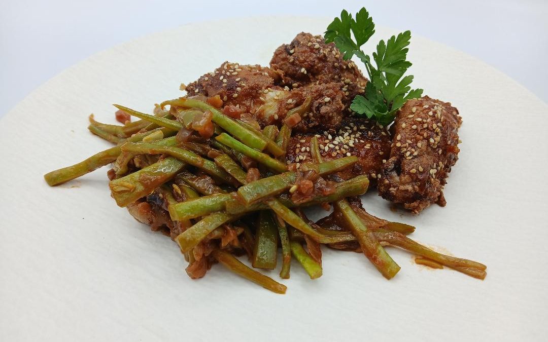 Alitas de pollo, miel y ajo