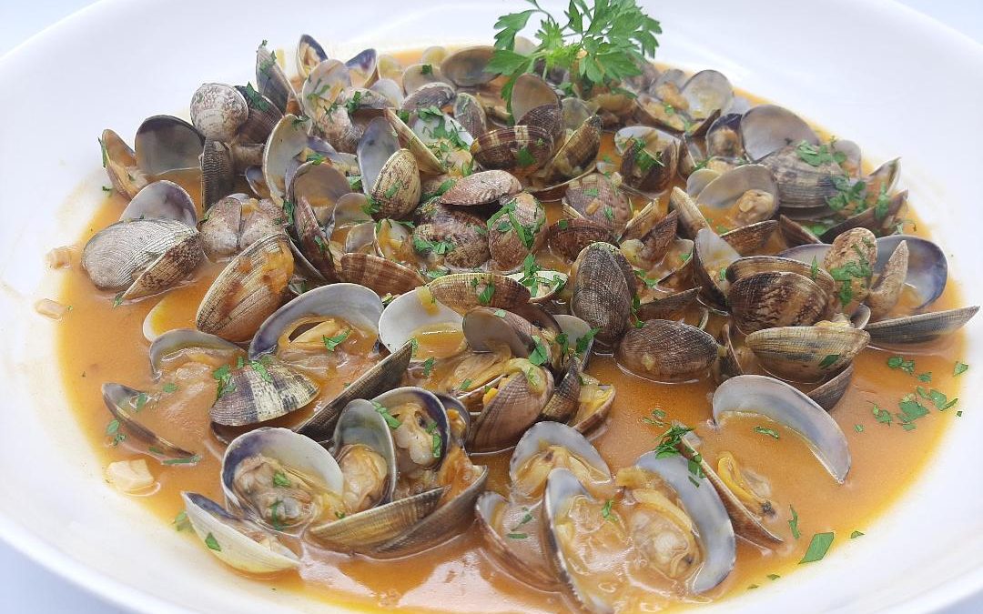 Almejas a la marinera