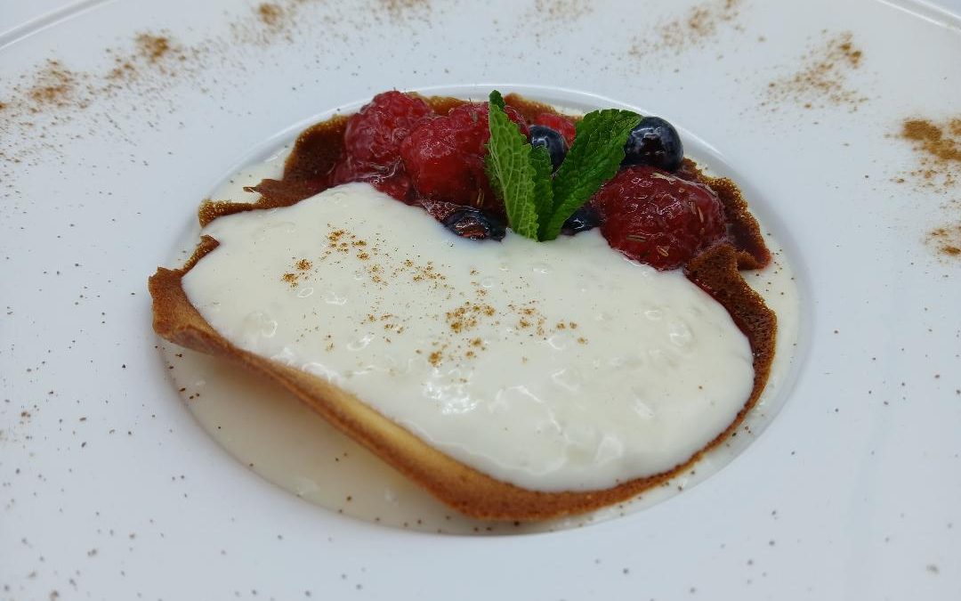 Arroz con leche y frutos rojos