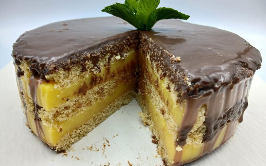 Bizcocho genovés con chocolate