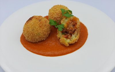 Bombas de patata e ibérico