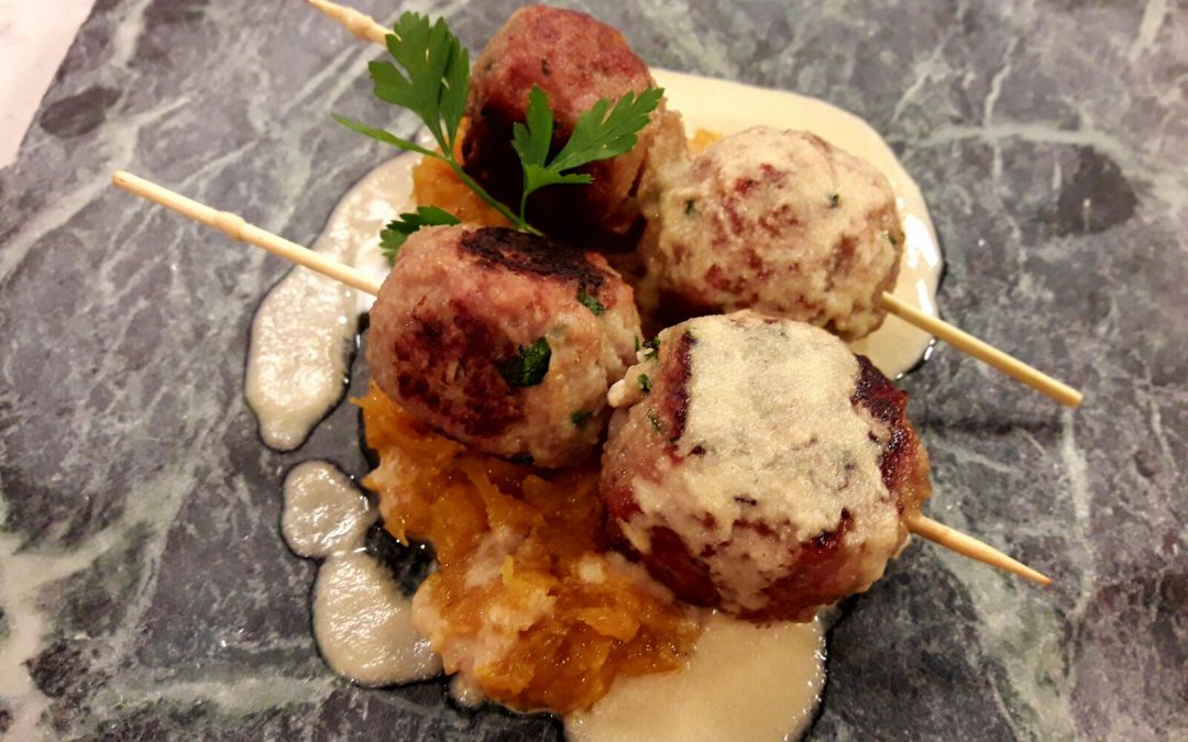Brochetas de Albóndigas