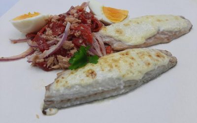 Caballas gratinadas con aliño