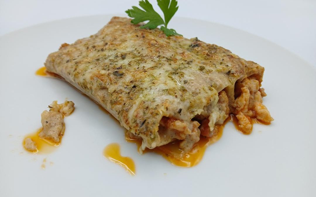 Canelones de pollo y jamón