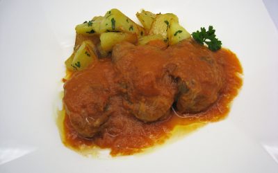 Carrilleras con tomate