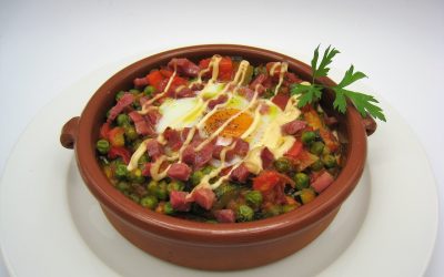 Cazuela de Pisto con huevos