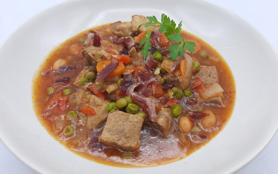 Cerdo a la jardinera