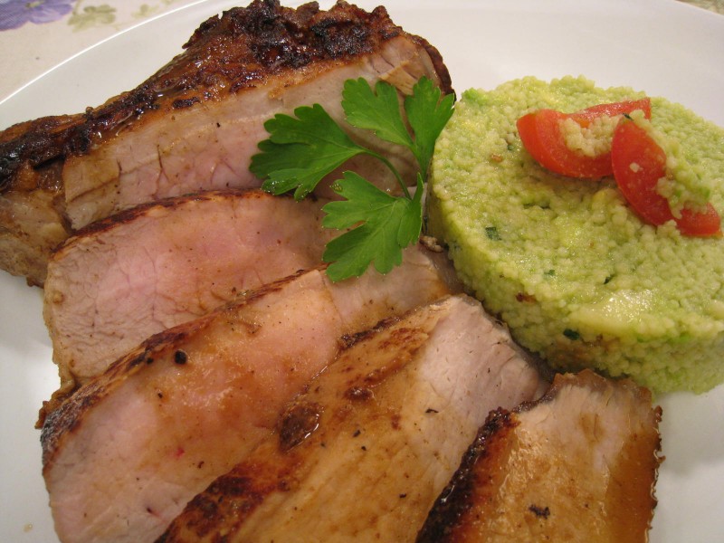 Chuleta de cerdo con aguacate