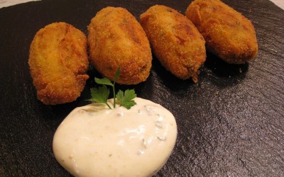 Croquetas de garbanzos con bacalao