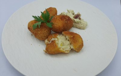 Croquetas de queso y brevas