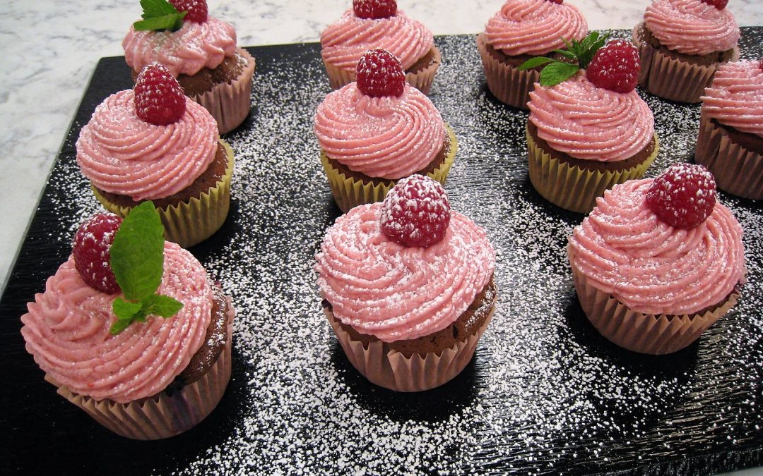 Cupcakes de frutos rojos y chocolate
