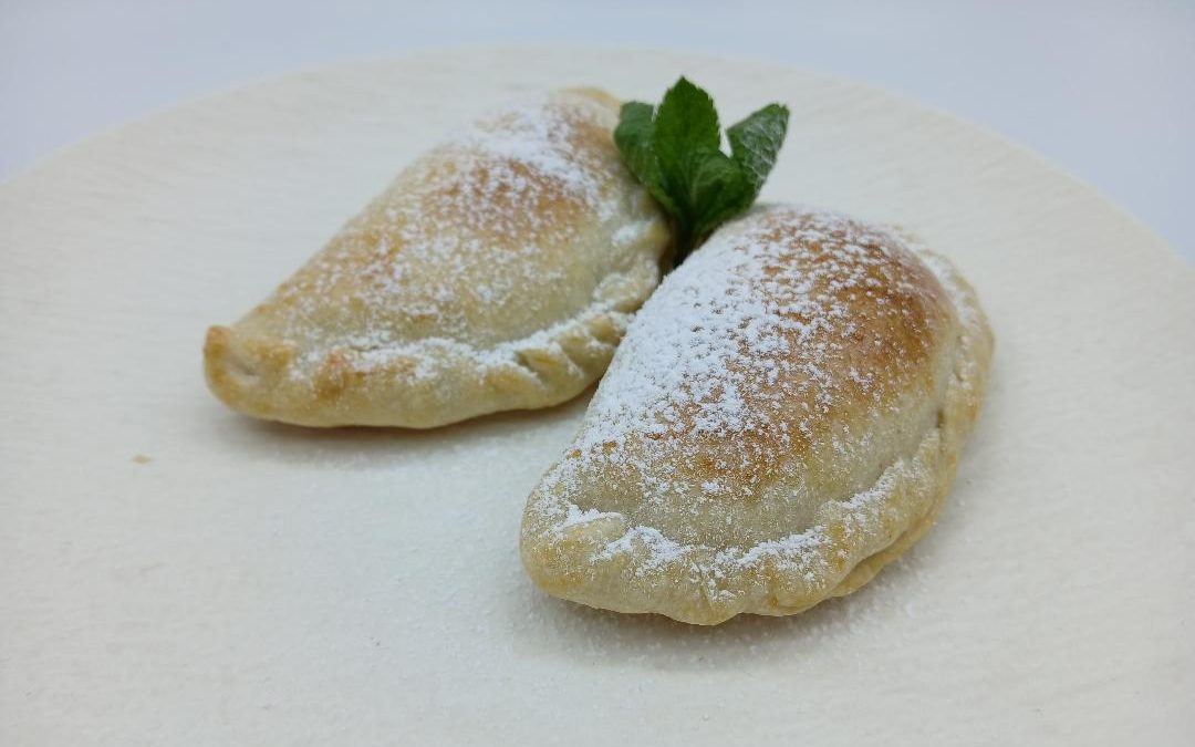 Empanadillas dulces de manzana