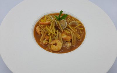 Fideos a la roteña con almejas