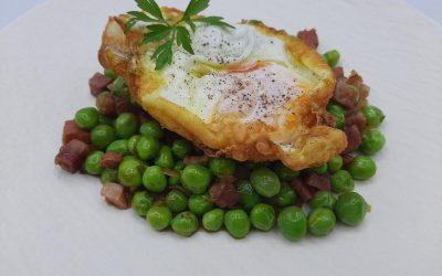 Guisantes salteados con jamón