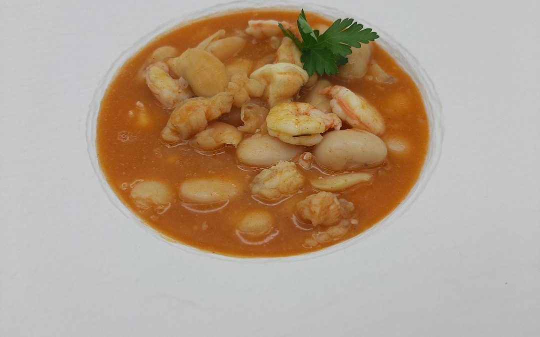 Judiones con rape y gambas