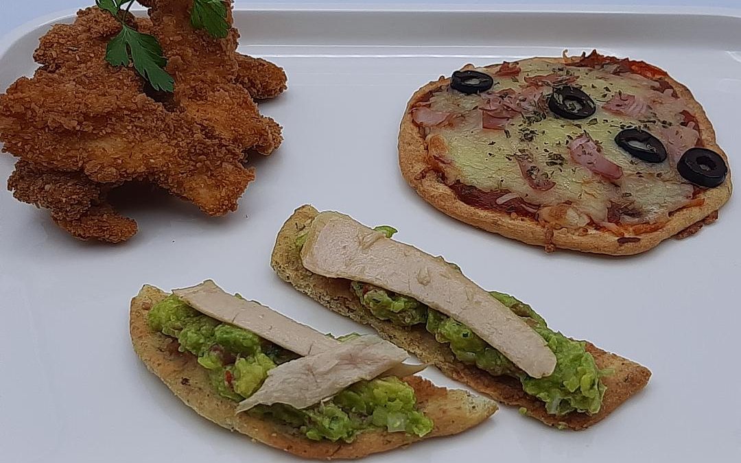 Lagrimitas de pollo, pizza y