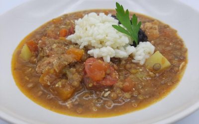 Lentejas con morcilla y pollo