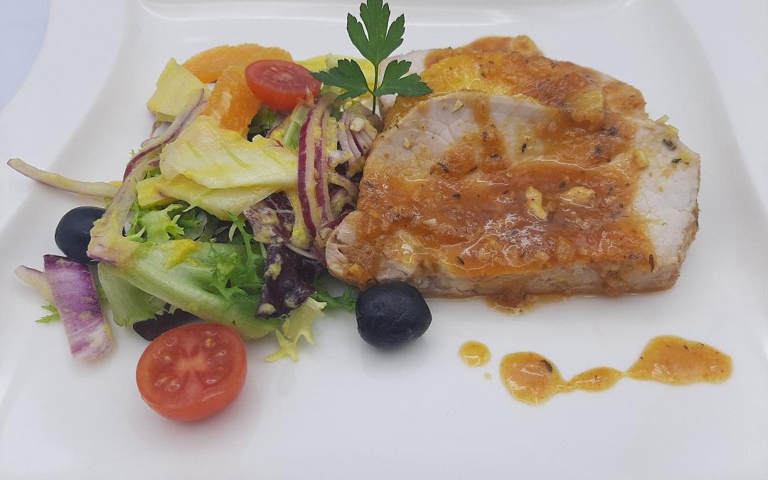 Lomo asado con piña