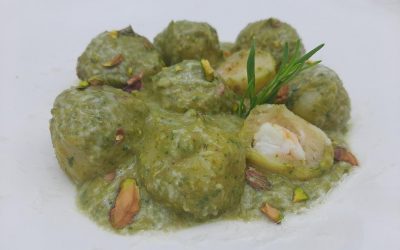 Ñoquis de ajo rellenos de gambas