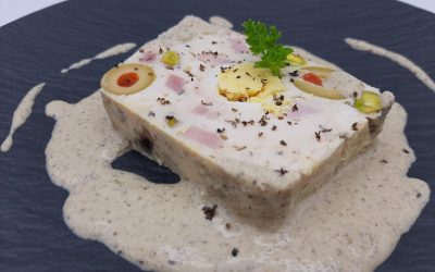 Pastel de pollo trufado