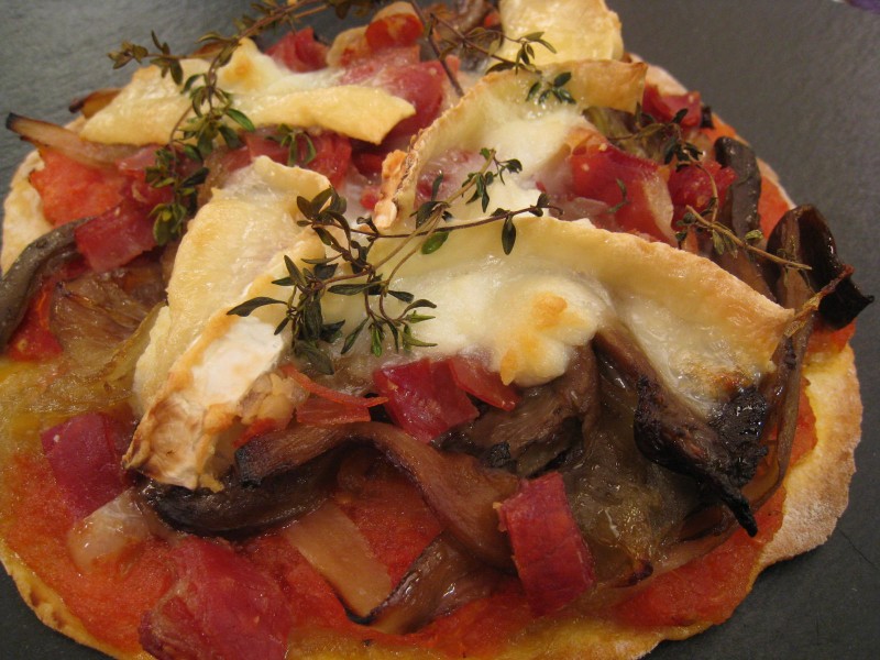 Pizzas de setas con jamón