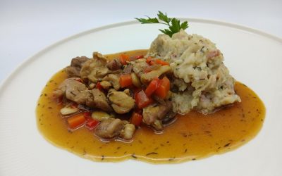 Pollo con almendras