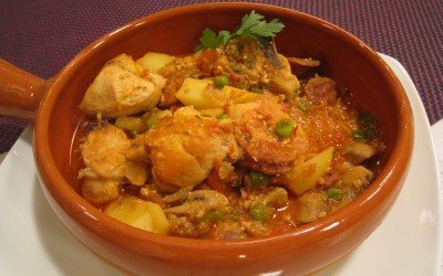 Pollo en Salsa con patatas