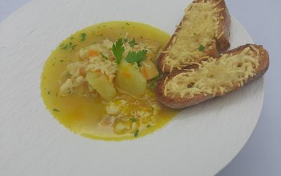 Pollo guisado con patatas