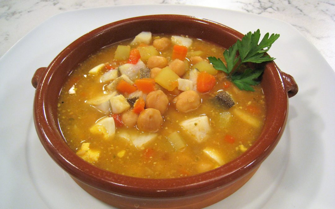 Potaje de garbanzos con bacalao