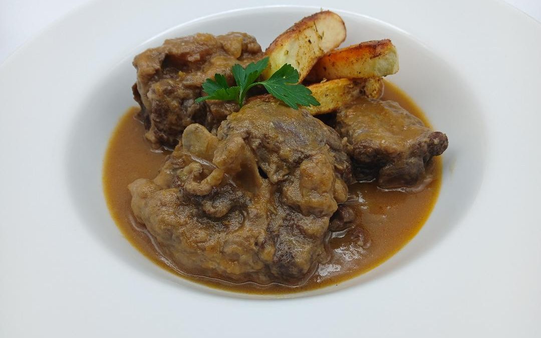 Rabo de toro en salsa