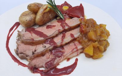 Rosbif con puré de manzana