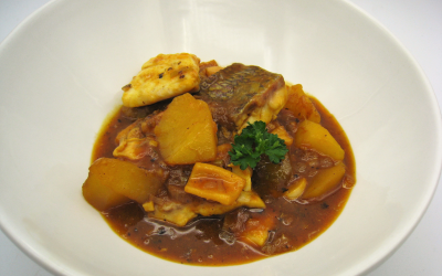 Cazuela de pargo y calamares